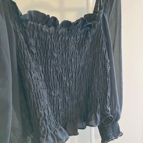 H&M Top - Picture 3 of 4